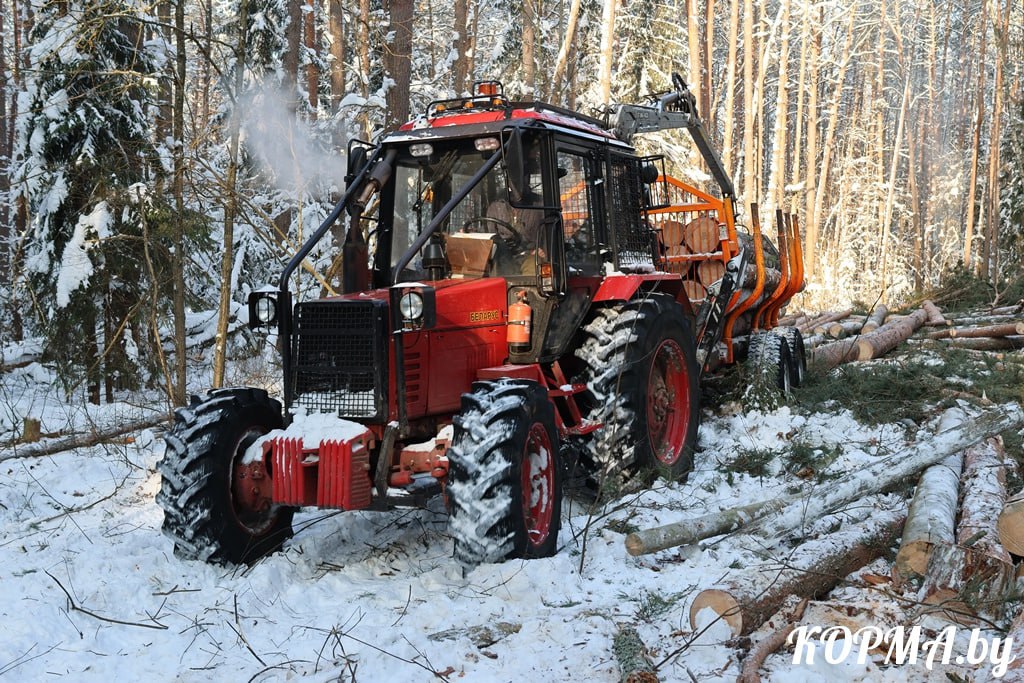 Трактор Корма 26